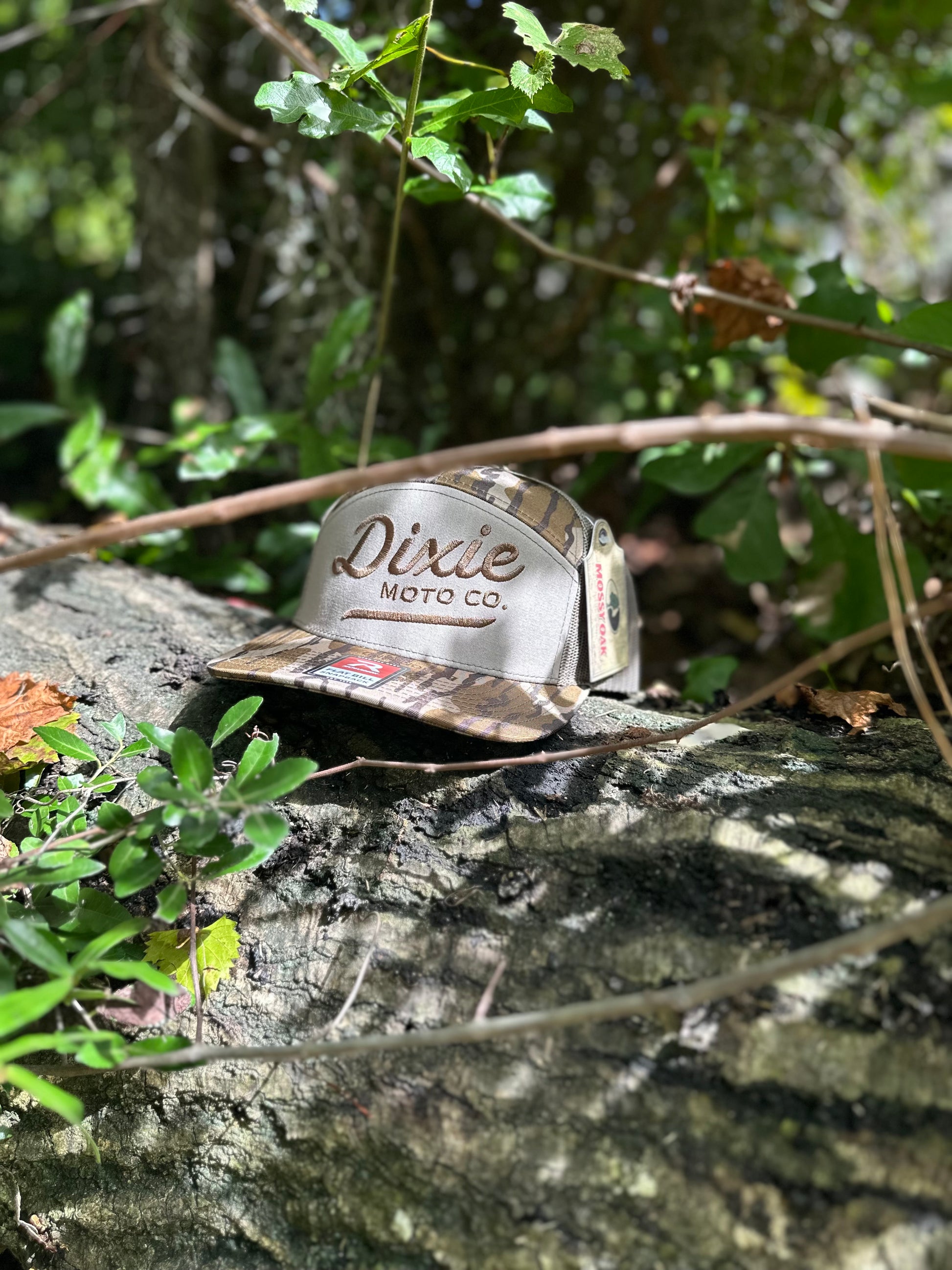 Mossy oak snap